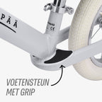 detail van geïntegreerde voetensteun op grijze Køvapää loopfiets